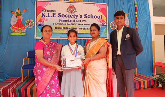 PRIZE DISTRIBUTION EVENT