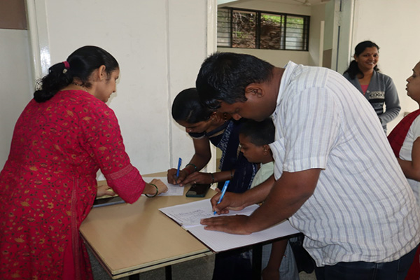 Parent-Teacher Meeting for Grades 3rd to 8th injection 